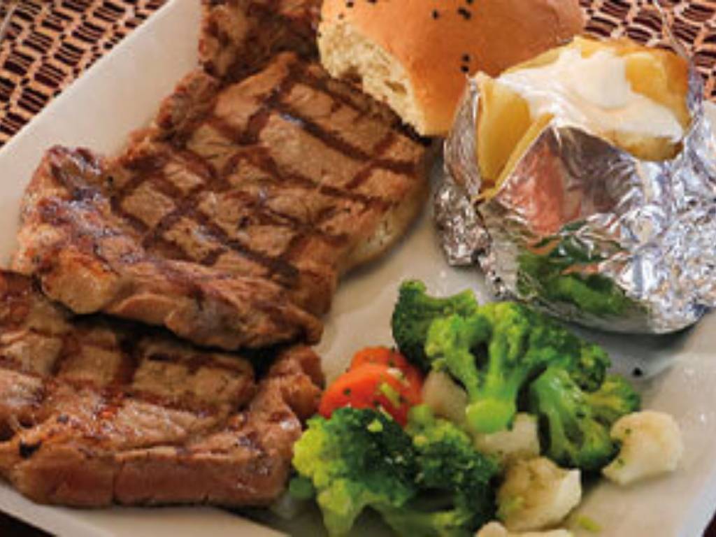 Crucero con cena rib eye de Columbus